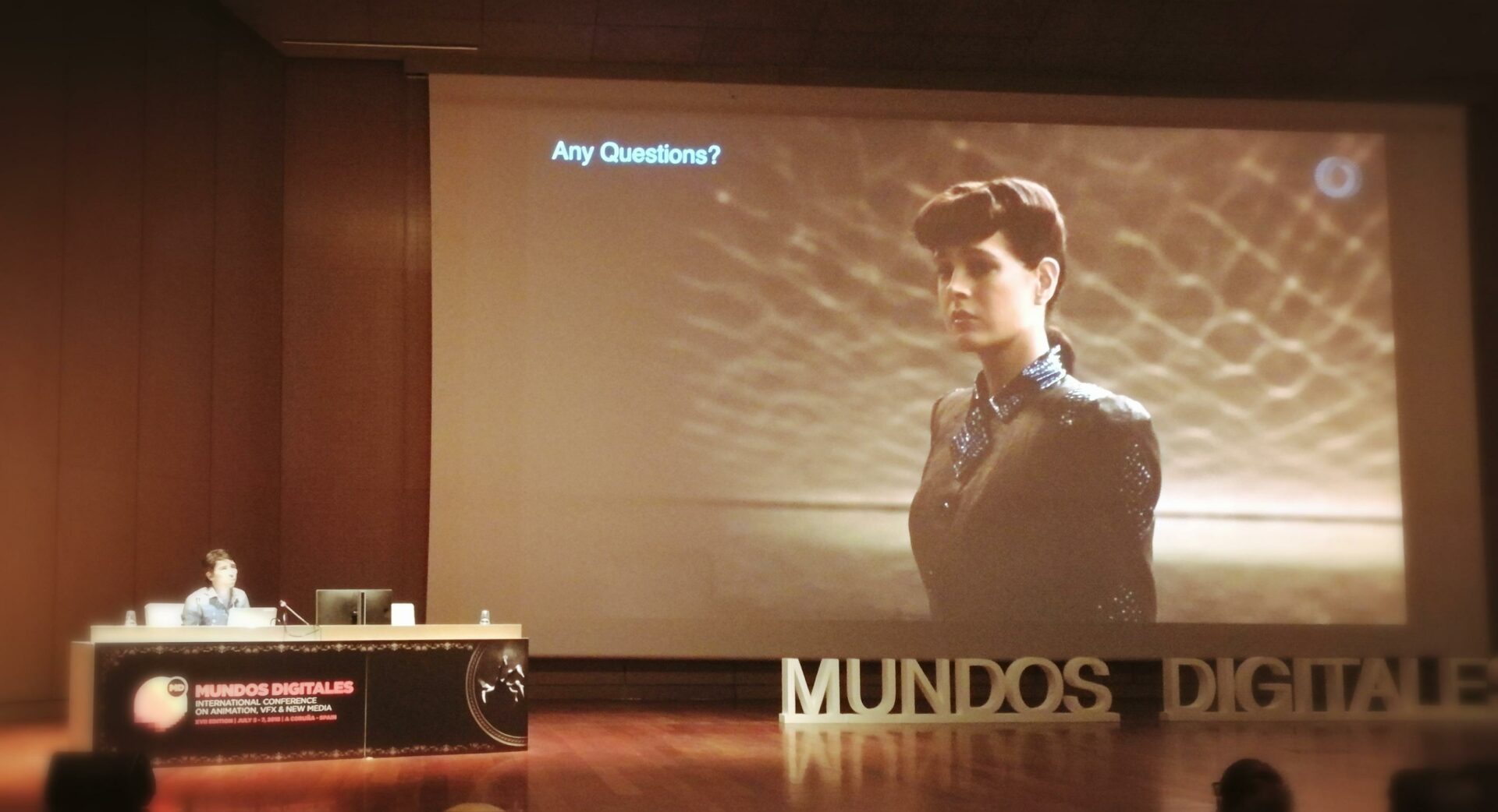 Chris Uyede at Mundos Digitales